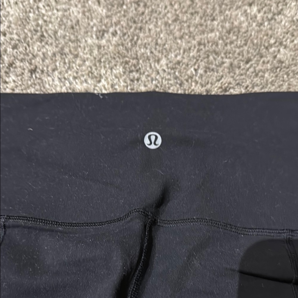 Lululemon Black Cropped Leggings - Picture 3 of 4
